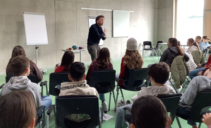 Kreative Sprachkunst mit Timo Brunke an unserer Schule